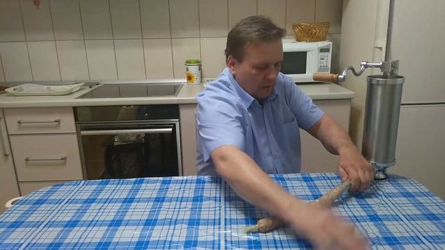Сыровяленая колбаса