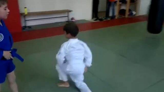 Самбо дети. Спорт и выживание, мини группа тренер Потапов Д.С смотреть онлайн