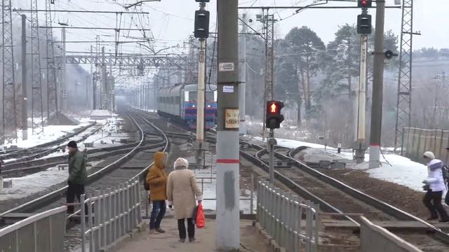ЧС2К-853 с поездом смотреть онлайн