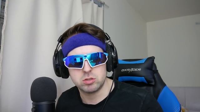 Youtubers React To Tinder's Height Verification (LazarBeam, DrLupo, Crayator, Nadeshot, CouRage) смотреть онлайн