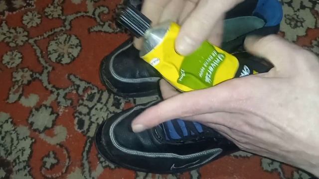 Как правильно заклеить старые кроссовки смотреть онлайн