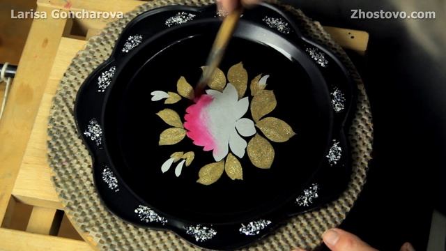 Миниатюра. Роспись подноса с перламутром и металлическими порошками. Мастер-класс от Гончаровой смотреть онлайн