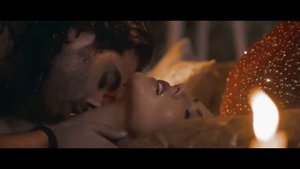 SUNNY LEONE HOT SCENES