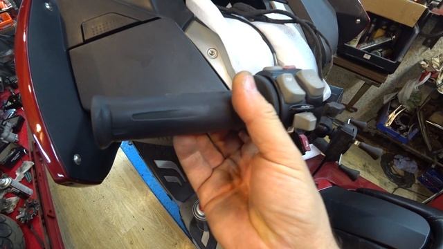 255. GTS 250, BMW 650, SKYWAVE 400. смотреть онлайн