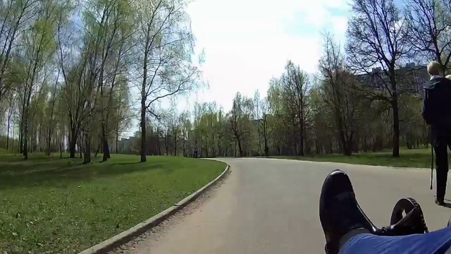 Аллея Дорога Жизни в Строгино