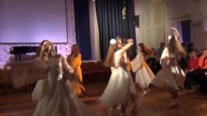 Школьные танцы. Танец Нимф