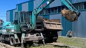 Экскаватор Aichi на базе Isuzu Elf.mp4