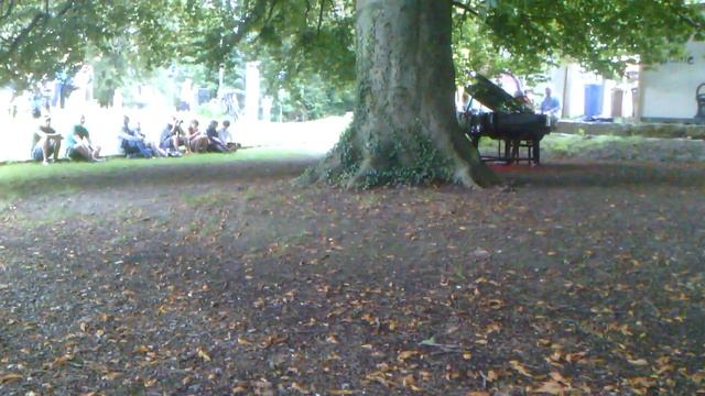 Рояль в кустах смотреть онлайн