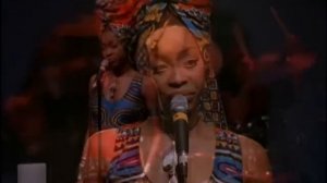 Erykah Badu - Tyrone (Live)