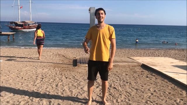 Девушка С Красивой Фигурой Встретила Танцора На Пляже 2018 ALISHKA Турция смотреть онлайн