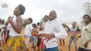 Jerusalema Dance Challenge Angola - Community & Birds dance Jerusalema