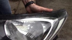 Как почистить отражатель фары без разбора на Хендай Солярис (Hyundai Solaris)?