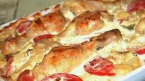 Куриные ножки с овощами в сметанном соусе. Рецепт приготування в описах
