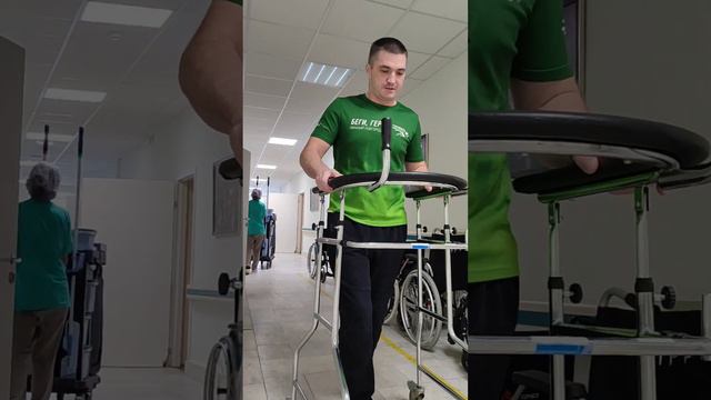 На ходунках... #УчусьХодитьЗаново #реабилитация #тренировка #ходунки