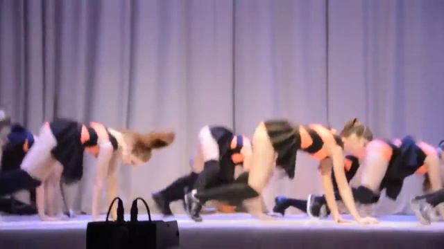 Тверк под песенку Винни Пуха....) смотреть онлайн