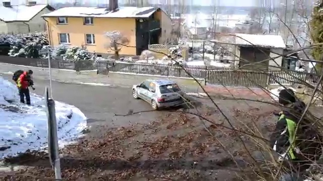 Мастерски вырулил
