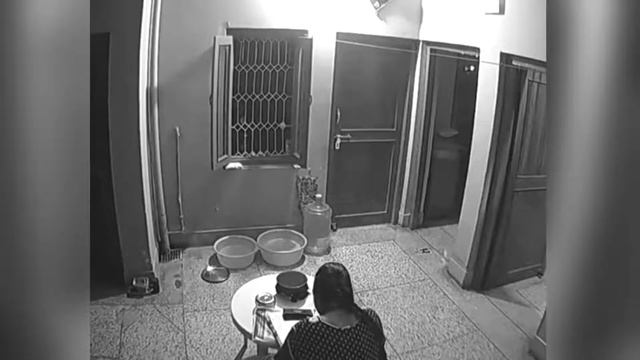 ПАРАНОРМАЛЬНЫЙ ЗАШКВАР Привидения существуют смотреть онлайн