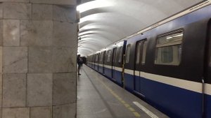 «Юбилейный» поезд на 4-й линии