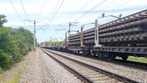 ВЛ10-1414 с хозяйственным поездом на перегоне Симферополь-Пассажирский - Симферополь-Грузовой! [КЖД