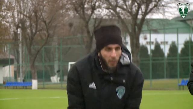 Тренировка вратарей академии футбола "Рамзан"