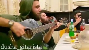 легендарная песня🤤слышишь ты Лейла🤩🤩🎸