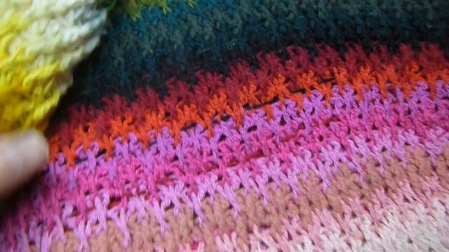 УЛУЧШАЮ ВЯЗАНЫЙ ПЛЕД. НЕ ЦЕПЛЯЕТ НИТКИ, НЕ КОЛЮЧИЙ, МОЖНО СТИРАТЬ В СТИР. МАШИНЕ, СУШИТЬ ОБЫЧНО. смотреть онлайн