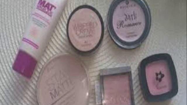 Max factor masterpiece glide define