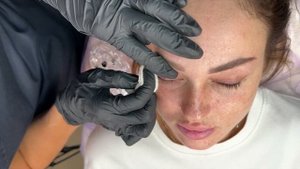 Татуаж век карандашная стрелочка - подробный мастер класс /Бесплатное обучение перманентному макияж