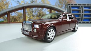 Распаковка Новой машинки игрушки - Ролс Ройс. Манкиту