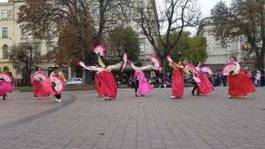 Корейский танец с веерами