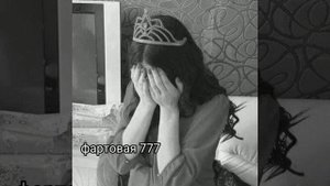 грустная песня я смеюсь а сердце плачет