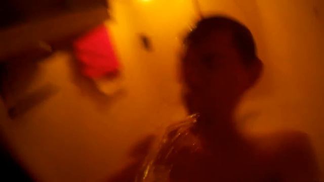 С 8 марта! Бенгальский огонь под водой. #41 смотреть онлайн