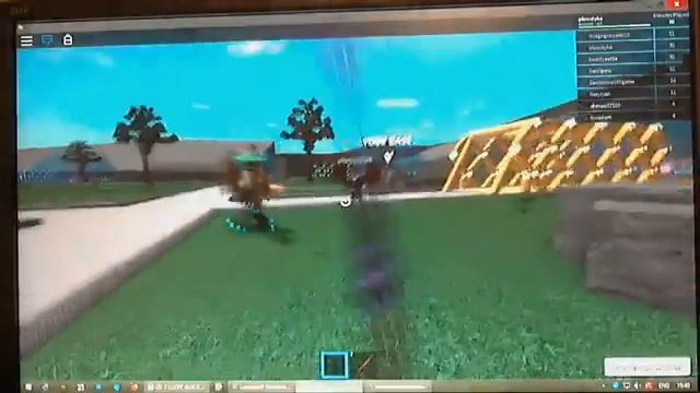 Играю с лаки блоками | Roblox Lucky Block Battlegrounds смотреть онлайн