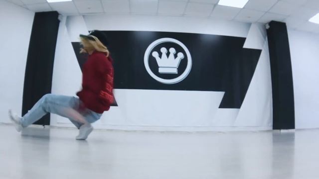 B-girl MESS смотреть онлайн