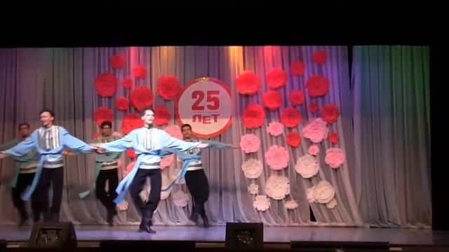 Русское раздолье. Ансамбль "Задоринка".г.Невинномысск смотреть онлайн