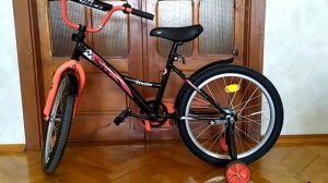 Распаковка — Детский велосипед Novatrack Strike 203STRIKE.BKR20