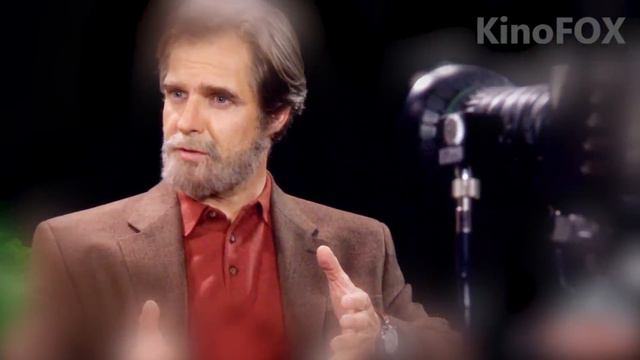 Мужчина спросил у бога, почему он не помогает людям, и бог ответил