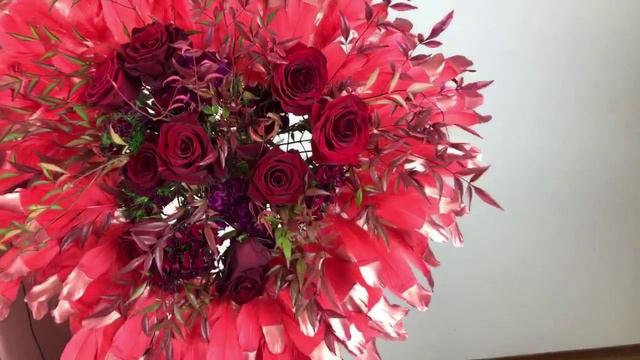Demonstration of the Valentine's Day bouquet смотреть онлайн