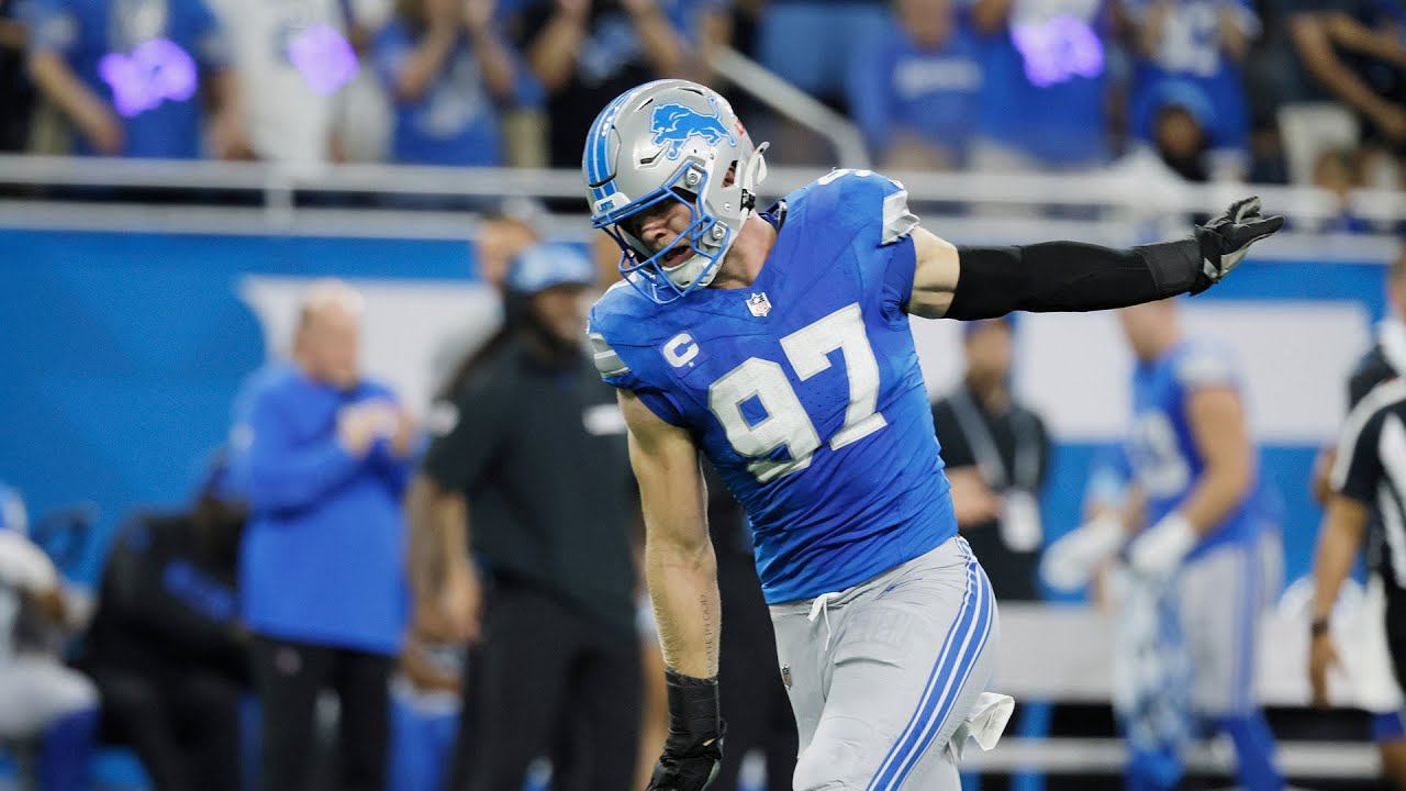 Every Aidan Hutchinson sack from 4.5 sack game vs. Buccaneers | Week 2