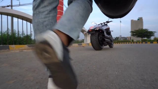 SUZUKI BOULEVARD | M109R | CINEMATIC VIDEO смотреть онлайн