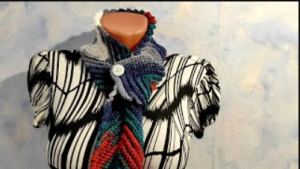 ШАРФИК С ПЕТЛЕЙ НА ПУГОВКЕ крючком.  ШАРФ-ГАЛСТУК  ДЛЯ НАЧИНАЮЩИХ. (720p).mp4