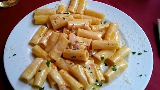 Рецепт Термомикс: Паста с беконом, сливками и тыквой смотреть онлайн