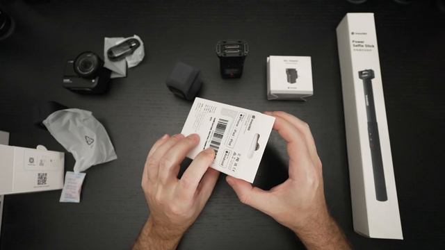 Insta360 ONE RS 1-inch 360 Unboxing смотреть онлайн