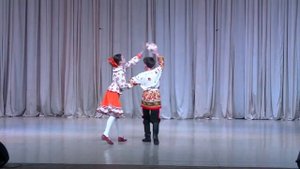 Народный танец"Танец с бубном"- дуэт