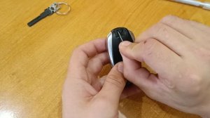 Замена батарейки в ключе Touareg NF (2011г) Replacing the battery in the key Touareg NF