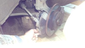 Как просто без съёмника снять выбить рулевой наконечник палец Passat B3 B4