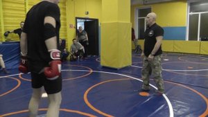 От-прямого-и-бокового-в-голову-Для-улицы_20.mp4