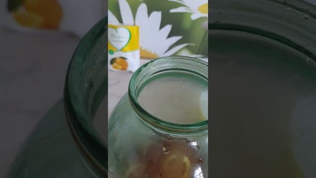 Лимонный чай на жаркую погоду.