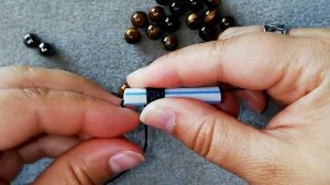 Браслет скользящий узел с помощью коктельной трубки , мастер класс