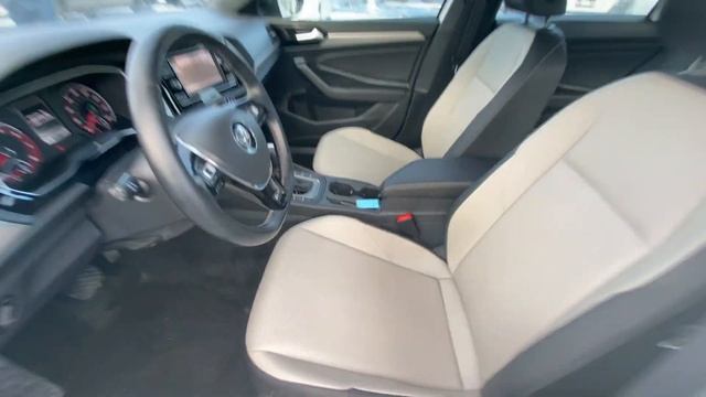 Certified Pre-Owned 2019 Volkswagen Jetta R-Line  St4881B